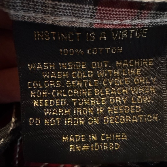 Helix Men’s Western Long Sleeve Shirt Size S Red Black Snaps Yoke Fitted - Picture 7 of 8